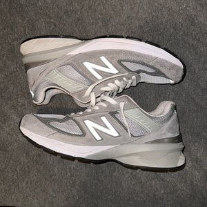 New Balance 990v5 (used) size 10 1/2 (Men)